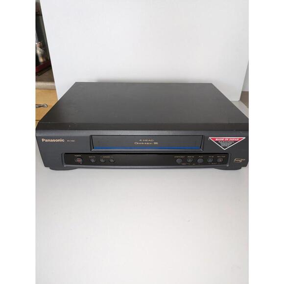 Panasonic VCR to Play & Record VHS Tapes Made in Japan PV-7401 - Picture 1 of 4